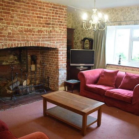 At The Farmhouse Hunters Hall Hotell Dereham Eksteriør bilde